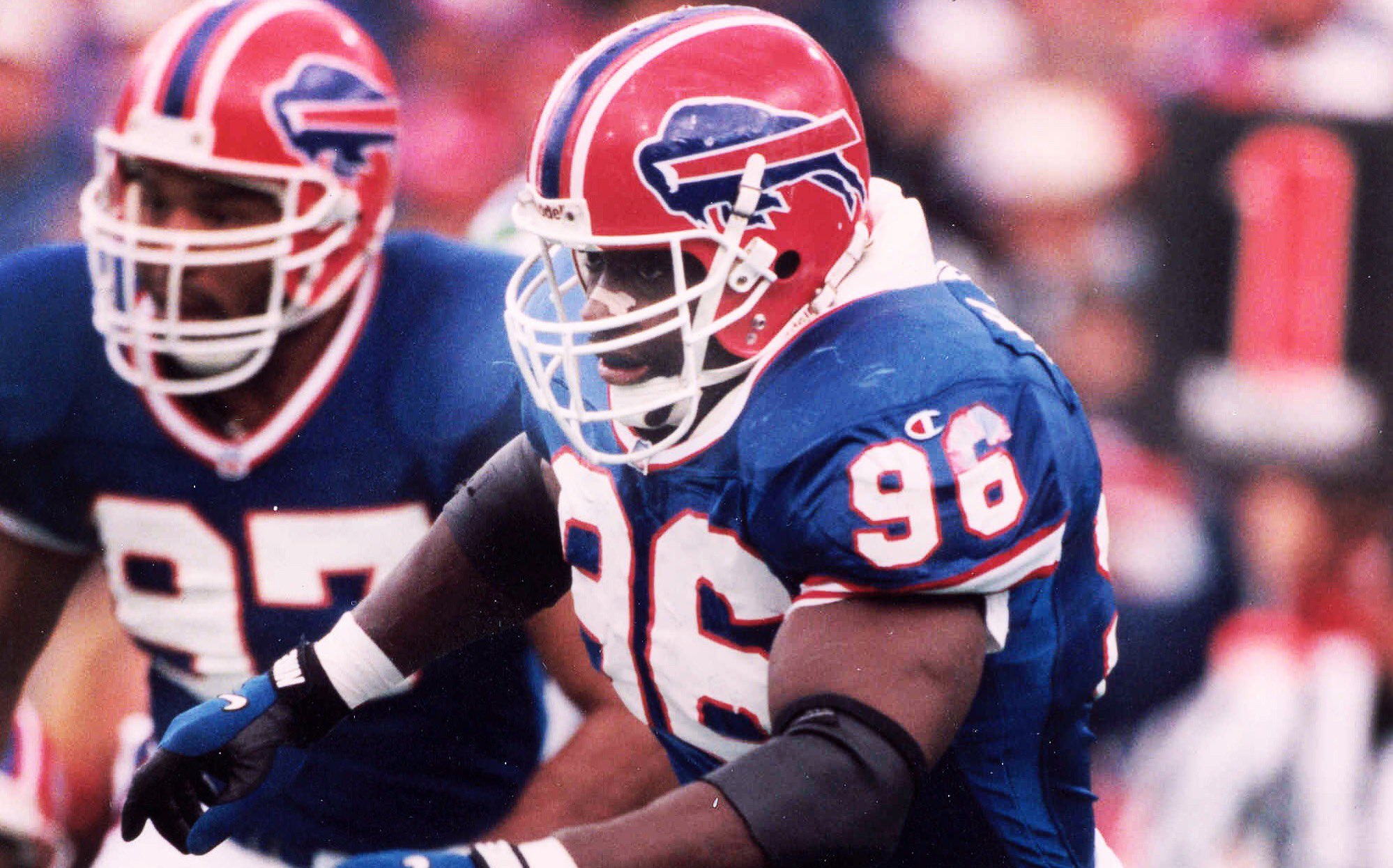 Happy Birthday to former Linebacker, turned professional wrestler and business owner, Monty Brown! 