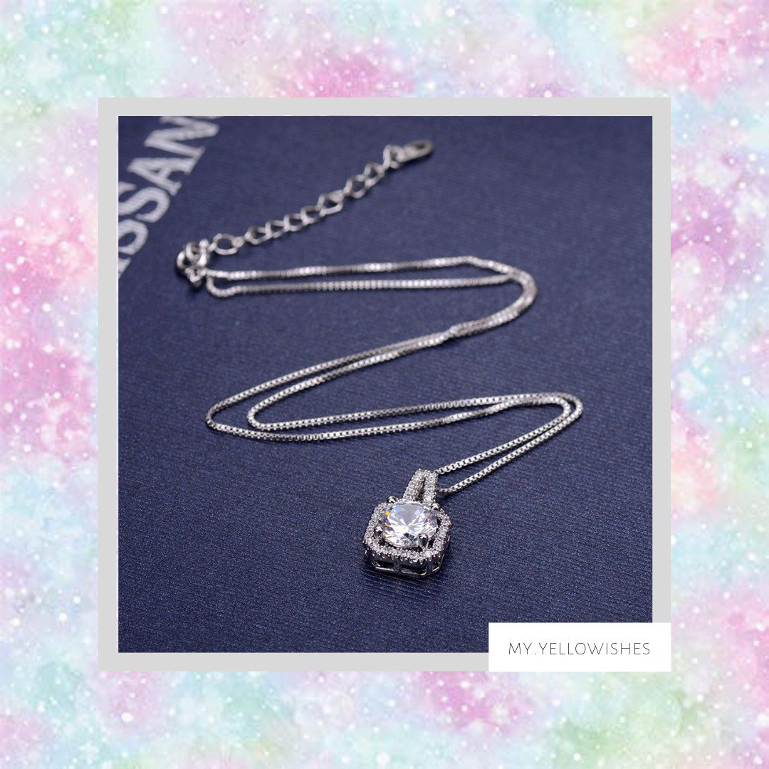 myyellowishes's tweet photo. Kalau nak nampak girlfriend korang makin cantik, korang kena surprise diorang rantai ni! 🌸🌈

Queen Lure Necklace 👸🏻 
RM 25 je uolsss. RT drop ur hints babygirl ✨💎 https://t.co/zvfXXsEFhG
