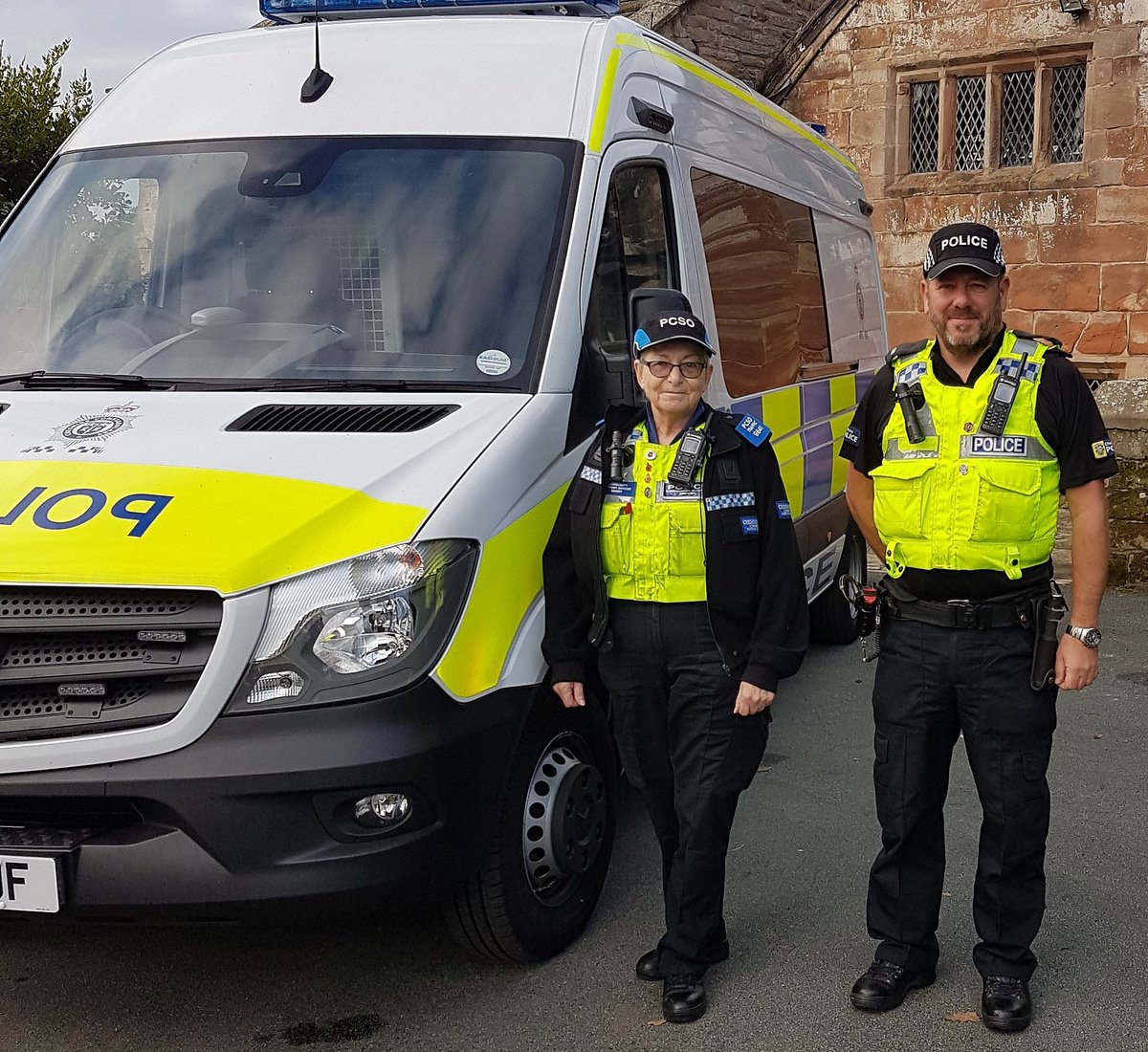 PoliceCongleton's tweet photo. Want to keep up to date with events, news and the latest advice from your local Officers live in #Bosley #Eaton #Gawsworth #Henbury #LowerWithington #Marton #NorthRode #Siddington&amp;Capesthorne then follow our own site FB: Gawsworth &amp; Chelford Police Twitter:@GawsChelfordPol https://t.co/hhq0TzmXPX