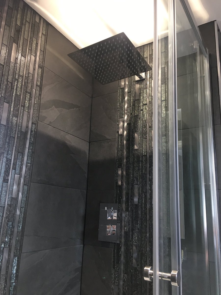 ninjabearhug's tweet photo. Finally finished my damn en-suite bathroom install! Totally stripped out, plumbing changed, new shower and light up tap, tiled all round inc floor, new electrics inc shaver socket, spotlights and led mirror, and new radiator. #HateDIY https://t.co/xqn685JYhj