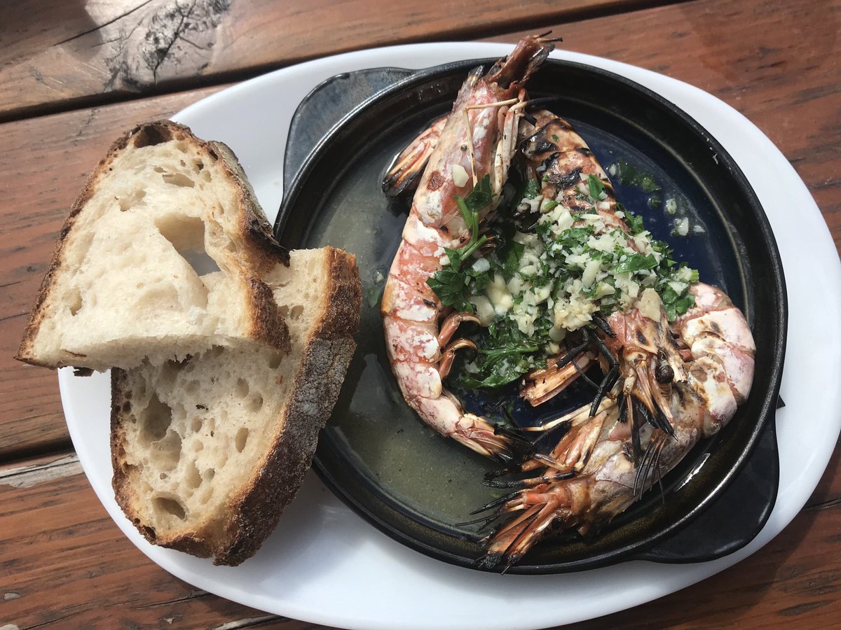 SamaraJonesHall's tweet photo. #scallops #ramsgate #do1thinglocaltoday #royalharbour #royalharbourbrasserie @adrianmowl #aubergine #prawns @HarrisonOvens https://t.co/l3pKIOl6xZ