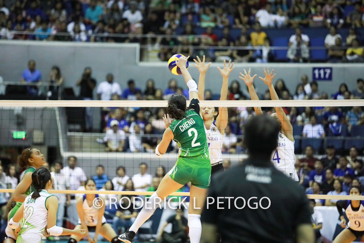 rickpets1125's tweet photo. @dlsuladyspikers  in action https://t.co/pT3rg46KO3