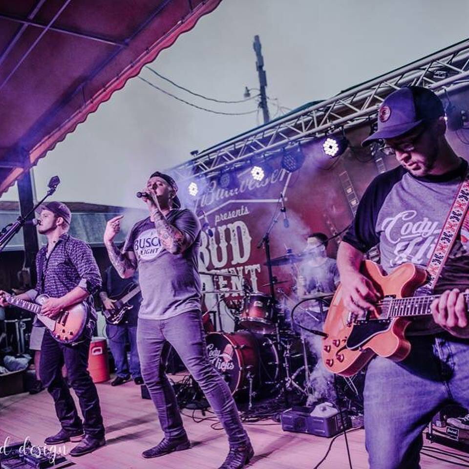 BeerCanAlleyUSA's tweet photo. Hey Cody Hicks fans! Another bars scheduling conflict is Beer Can Alley’s gain! We will have BCA favorite Cody Hicks live Saturday April 20th!!
#CodyHicks #BCALive #DesMoines #KeepinItRural https://t.co/720MNQ4x0p