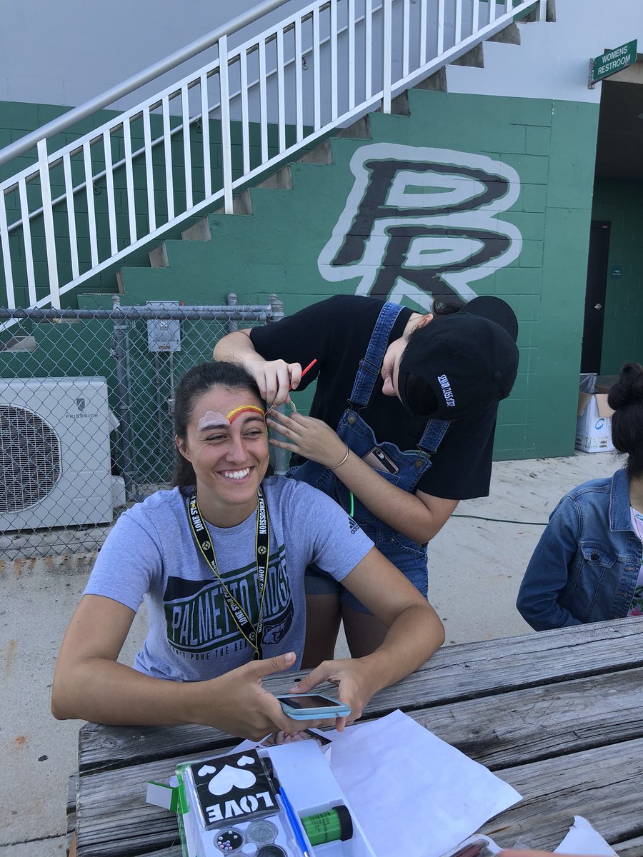 PRH_NHS's tweet photo. The Egg Hunt is today!! 9am-11am! Come out for some face paint, snow cones, and a lot of other fun games and activities!!! https://t.co/b5vGn4nQ3f