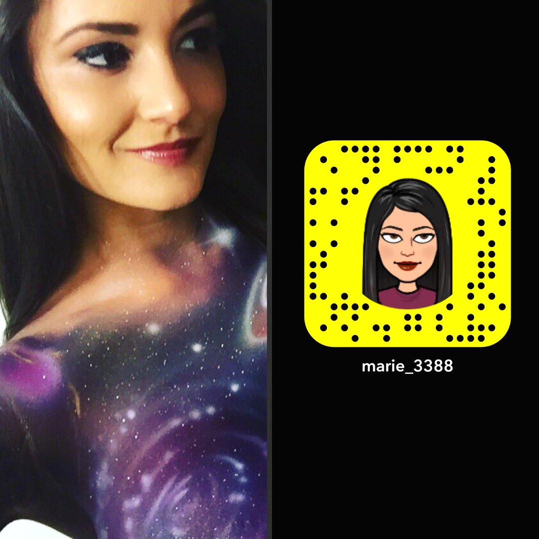 Marria3388's tweet photo. Horny?
RT + follow me for free nudes. Dropping nudes on random people who retweet
Go add me on SnapChat: marie_3388
 #lesbian #freak #amateur #livejasmin #babygirl https://t.co/LuRl2ditjb