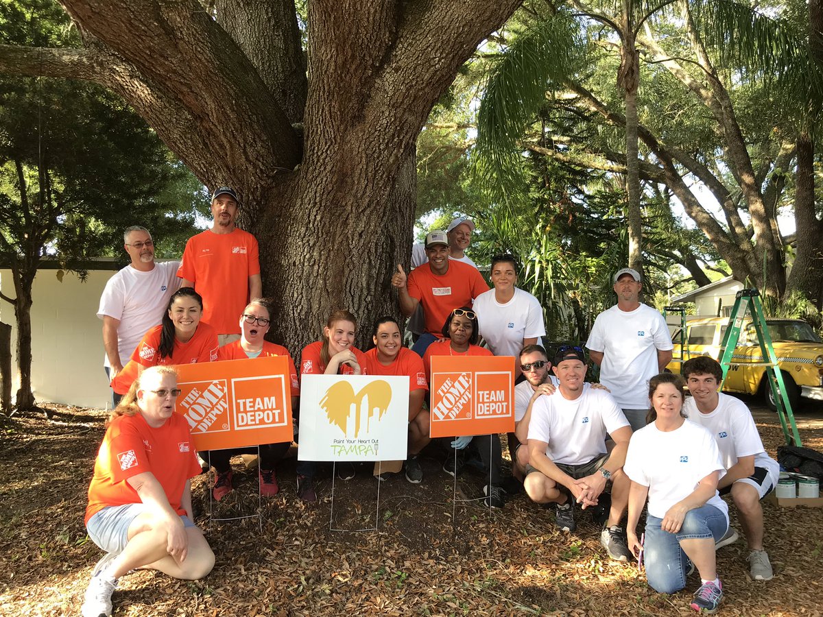 jennifert1855's tweet image. #SpringIntoService paint your heart out Tampa. @rvillalba36 @TeamDepot_Sean @EfrenExports @HD6872