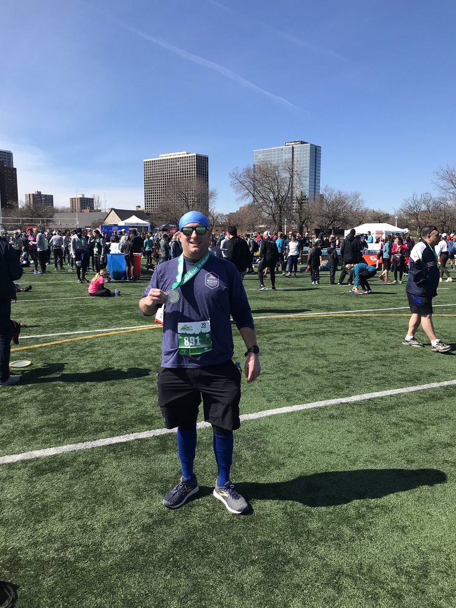 sdonoghue48's tweet image. Blustery but sunny @CARARuns Wintrust Lakefront 10 Miler. Could definitely feel those extra tax season lbs but felt good to be back out on the lakefront path.  #RunChi  #lf10