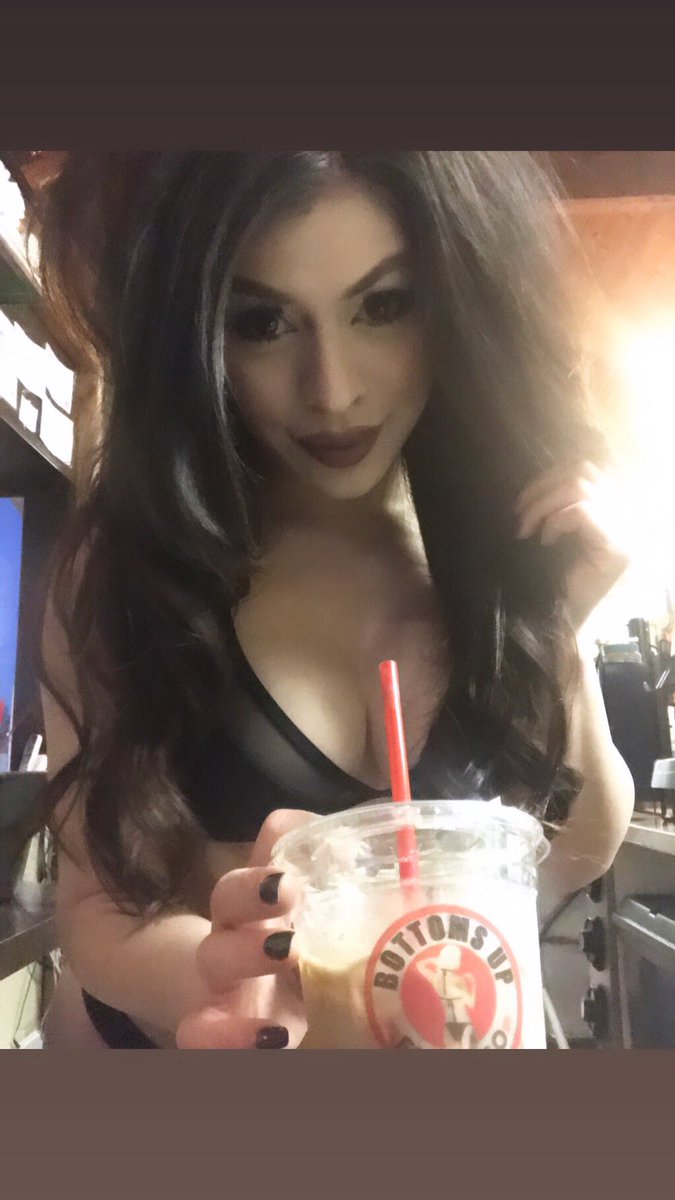 bottomsupbabes's tweet photo. Good morning from Marissa, 705 Tenth St. Marysville
#bottomsupespresso #bikinibarista #lingerie #comeby #followme #perfectespressoshots #california #beanbabe #energy #twistedenergy #franchise #linkinbio #franchising #sexygirl #california #buylocal #shoplocal #goodcoffeeissexy https://t.co/SEeOp6WZTF