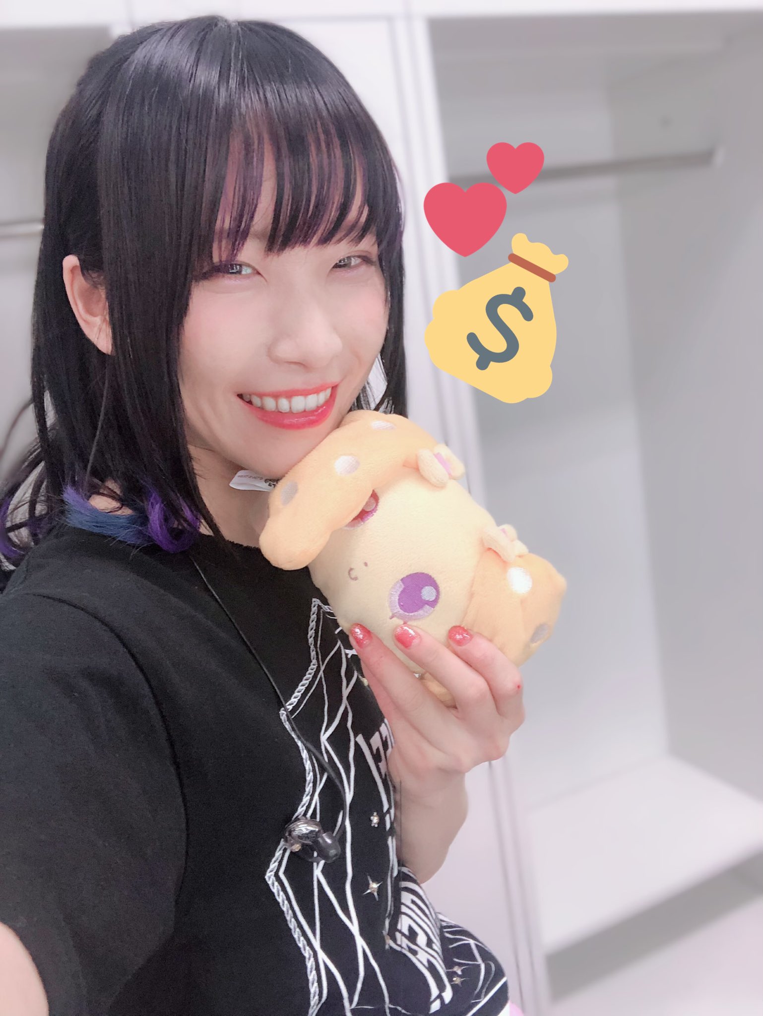 朝日奈丸佳 沢山の方々の想いを心に 完璧なステージにすると決めていました 皆様の心にしゅうかの強い想いと 作り手の皆様の愛が届きますように 28日の最終公演も頑張ります よろしくお願い致します 華園しゅうか役 朝日奈丸佳 T Co