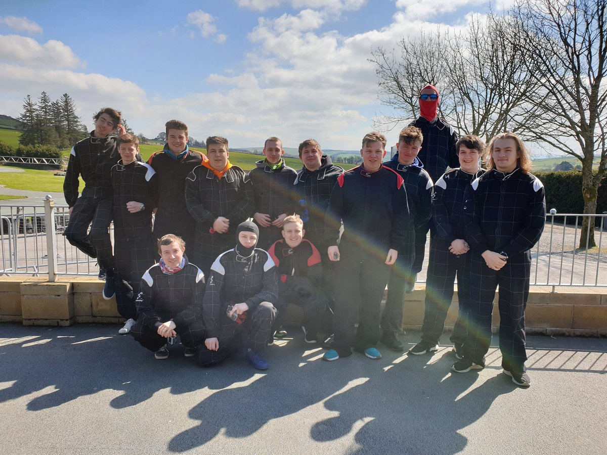 gygkarting's tweet photo. A big thank you to David for bringing the gang with him today to enjoy an afternoon of Karting 🏁
#saturday #saturdayvibes #saturdayfun #karting #racing #gokart #racetrack
#karttrack #sports #adventure #weekendfun #instagood #gygkarting #teamgyg #northwales #snowdonia #wales https://t.co/Wj6r7UMeb6