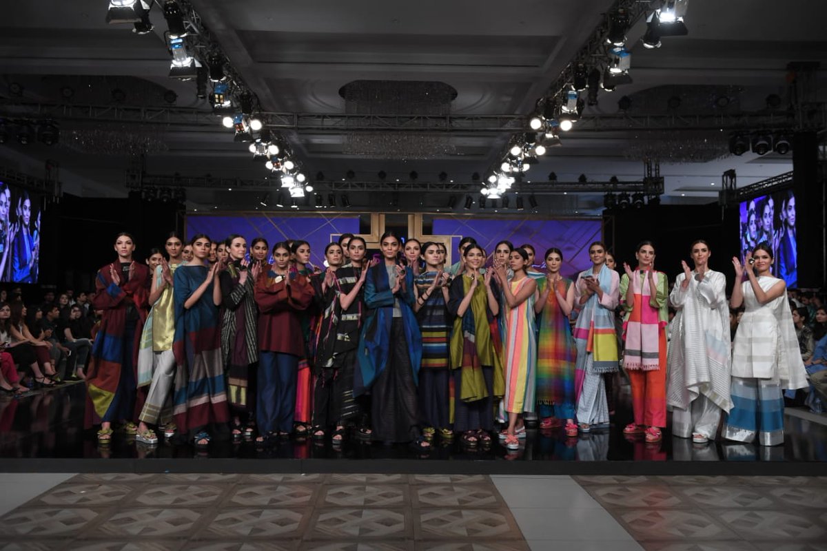 Fab_fablogger's tweet image. #Chapter2 presents #ThreadsOfTime at #PLBW19

#Chapter2atPSFW #PSFW19 #SaturdayMorning #SaturdayMotivation #SaturdayThoughts #fashion #beauty #style #fablogger #MondayMotivaton #foodforthought