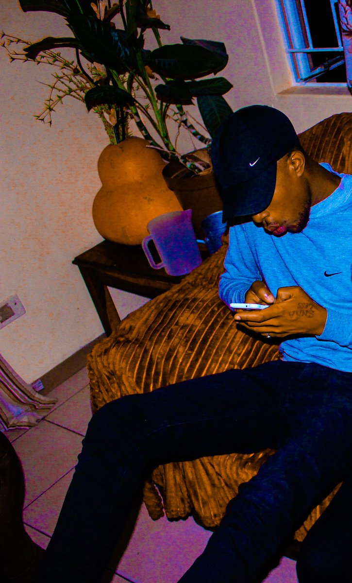 FlackoLess's tweet image. Its all l❤ve over here