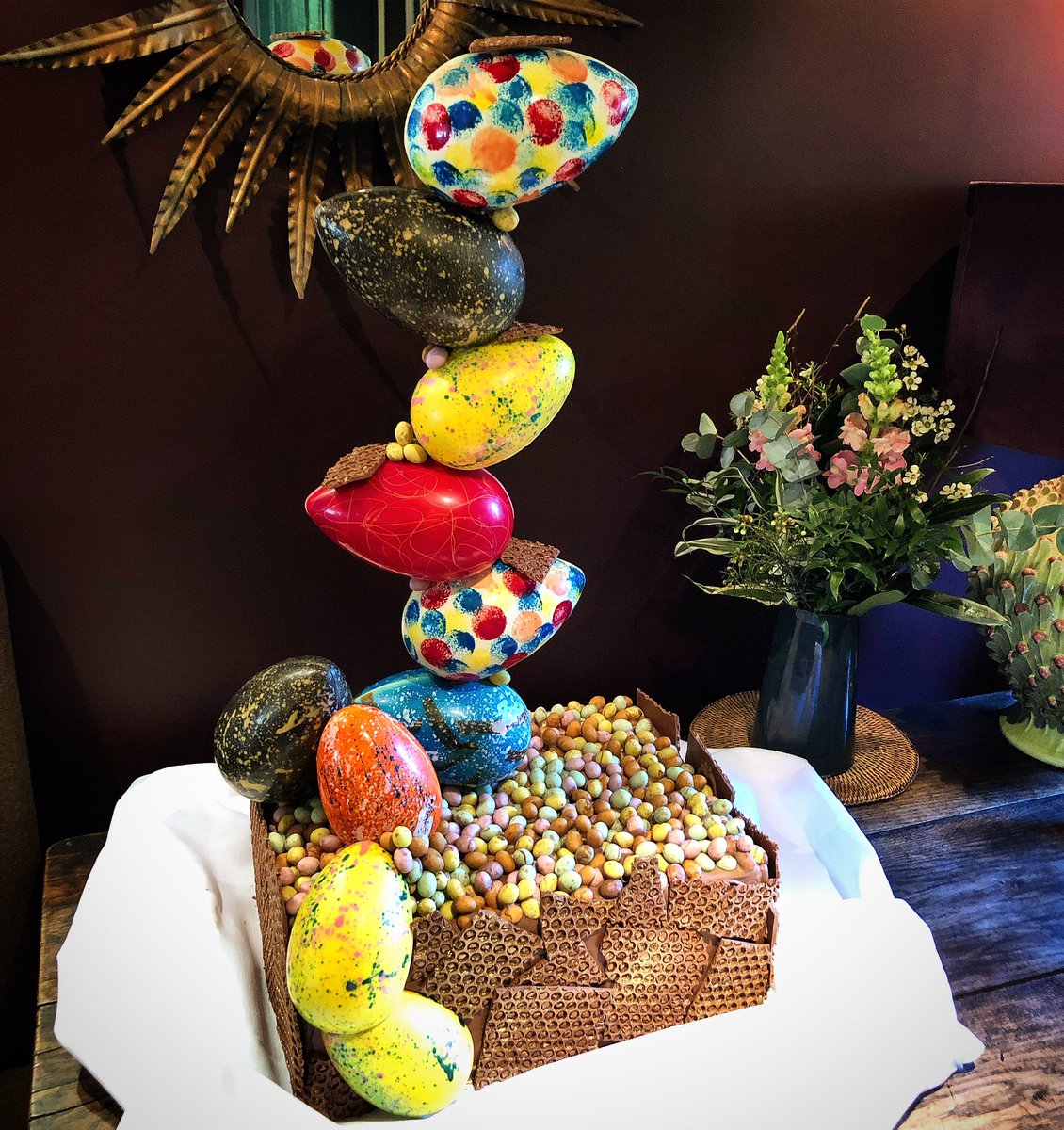 Luczakowski_M's tweet photo. Easter display done β
.
#chocolate #EasterEgg #chocolours #handmadewithlove #smallbiz #Cotswolds
https://t.co/9Hxdmk9eY1 https://t.co/nvbc9EKye4