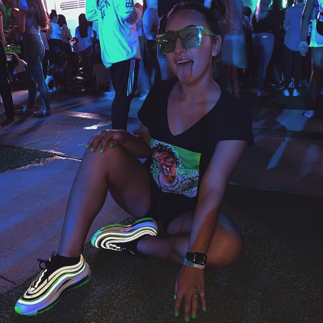 majorbinaa's tweet image. SLATT. 🐍 #GradBash2k19