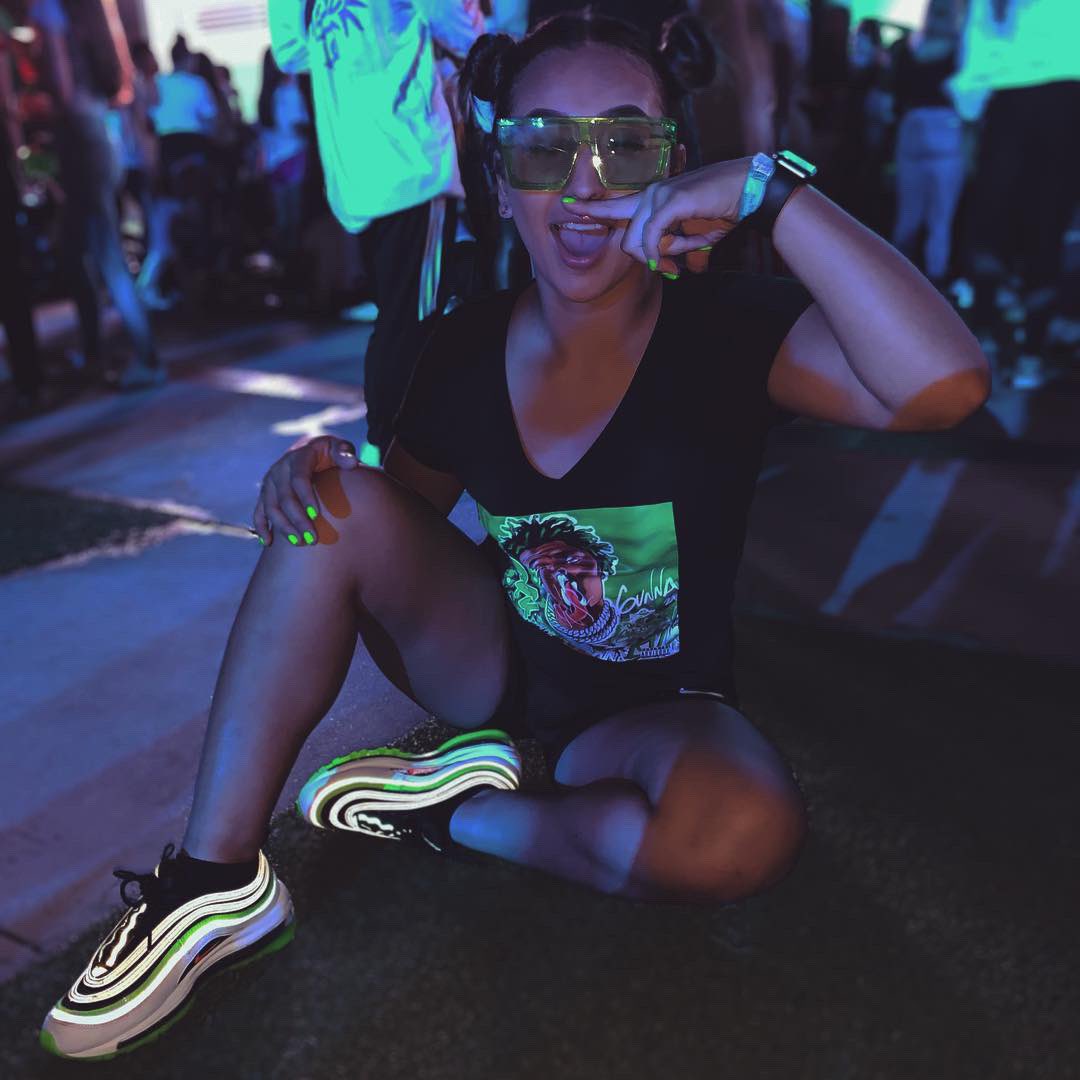 majorbinaa's tweet image. SLATT. 🐍 #GradBash2k19