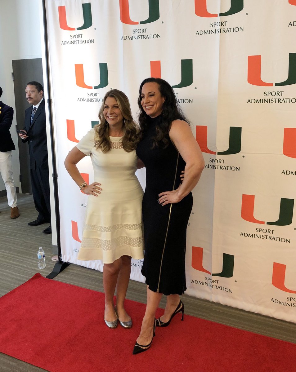 kristenhewitt's tweet photo. Was such a pleasure moderating a chat yesterday at @univmiami with @DanyGarciaCo. She is a dynamic speaker and such an inspiration!

https://t.co/MlwrvYhCCr https://t.co/zp0Q6rikHn