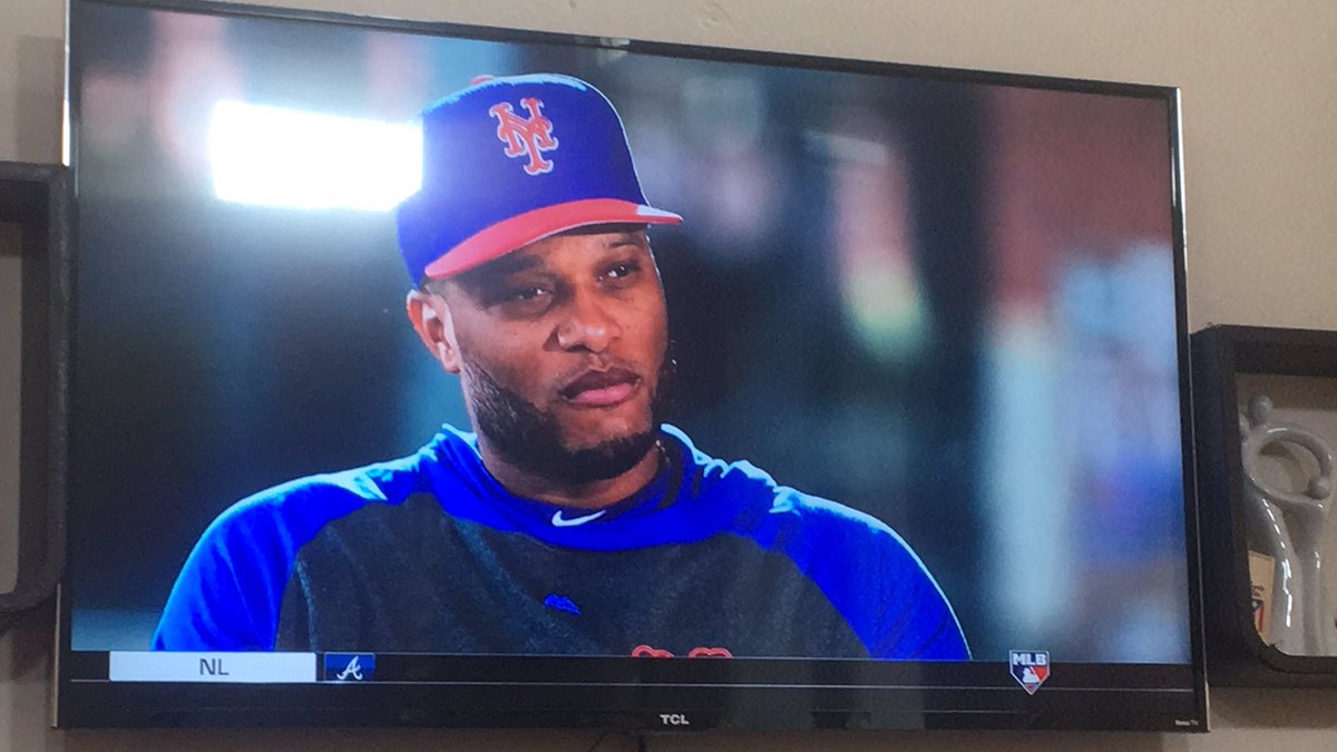 eiramande's tweet image. Viendo al jevo de @Flee014 😅 #GoodMorning #MLBNetwork #RecoveryAtHome