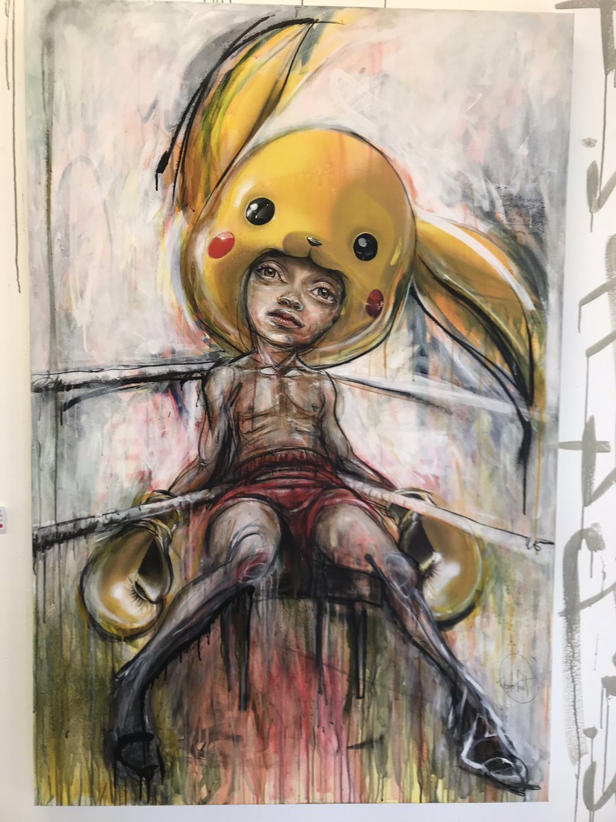 frenchiesparis's tweet photo. Le duo Allemand Herakut expose en ce moment à la galerie Mathgoth. Les regards de leurs personnages sont souvent tellement intenses!! #streetArt #paris13 #herakut #mathgoth https://t.co/Z4JzBF9d6r