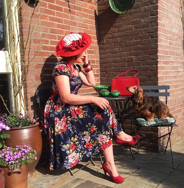 Succubusnl's tweet photo. Find your dream dress at Succubus like the winner of the miss pinup benelux did 😍 rosalynnvintage #succubus #succubusww #succubusdress #succubusmisscandyfloss #dreamdress #misscandyfloss #misspinup #misspinupbenelux #pinup #spring #dutchpinup #flowers #red #beauty #lady https://t.co/k9gAoaPy85