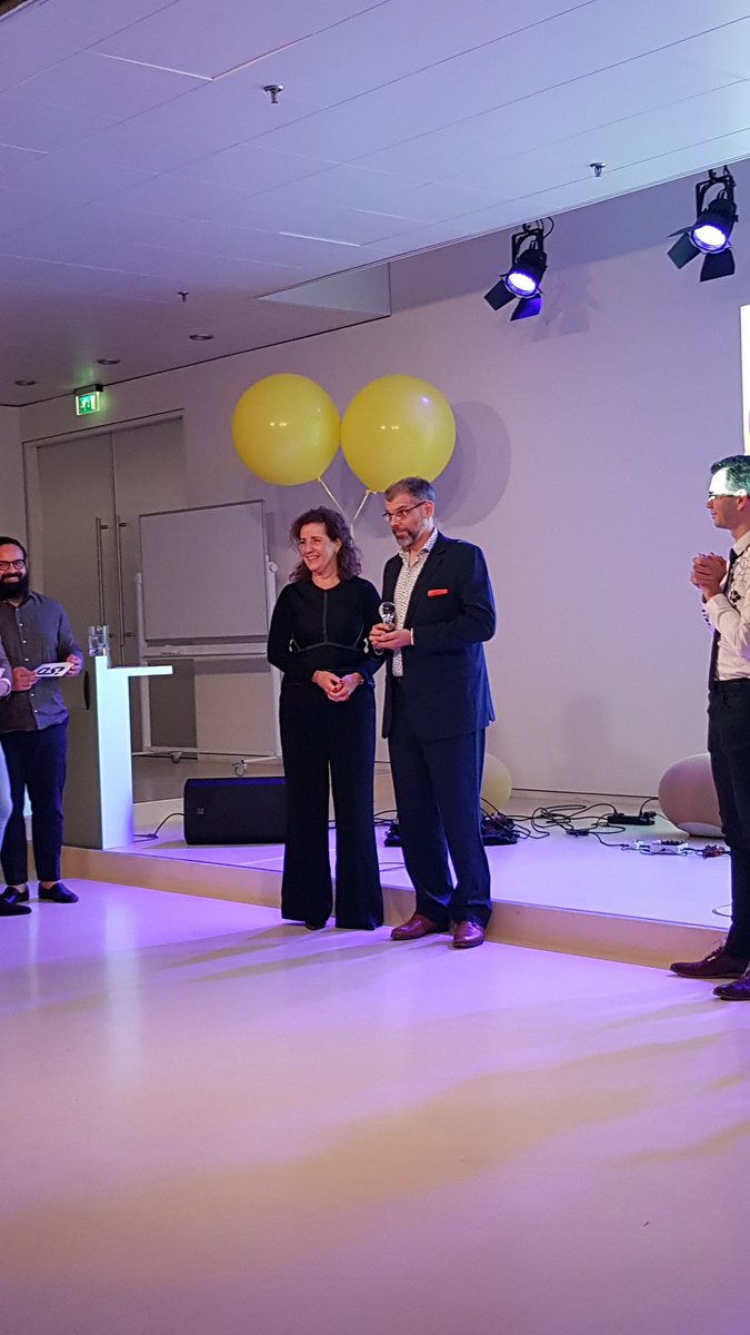 CAT_UUcentre's tweet image. Alle kandidaten zijn een rolmodel voor hun studenten en weten hun studenten te motiveren en inspireren. De winnaar is Calvin Rans van de TU Delft. Van harte gefeliciteerd! #AcademicTeaching