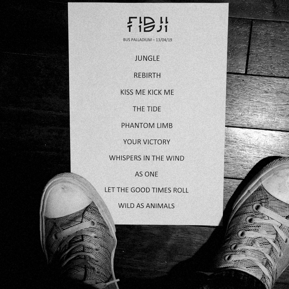 wearefidji's tweet photo. Hâte de vous retrouver ce soir au @BusPalladiumoff ! https://t.co/5EbPXTBCqk
