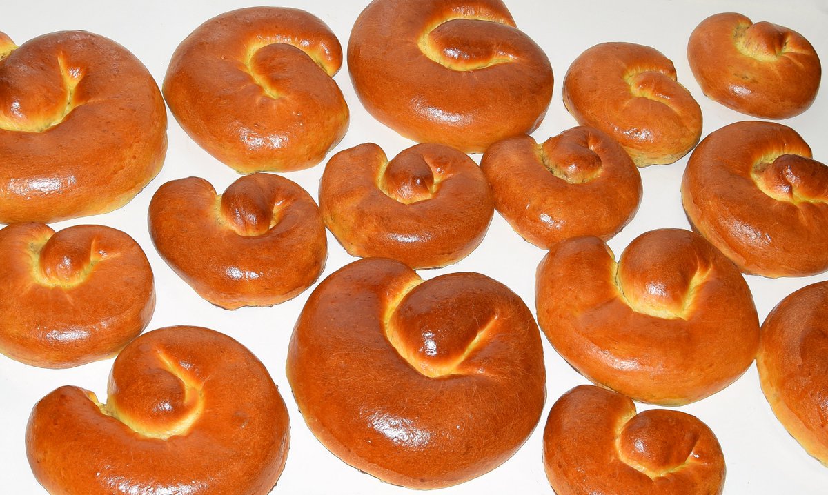 La Coccinella Di Twitter Putizza Dolce Tradizionale Di Trieste Pasticcerialacoccinella Pasticceria Artigianale Trieste Fvg Italy Cake Pastry Cakedesign Putizza Tradizionale Burro Cacao Marsala Noci Pinoli Uvetta Arancicanditi