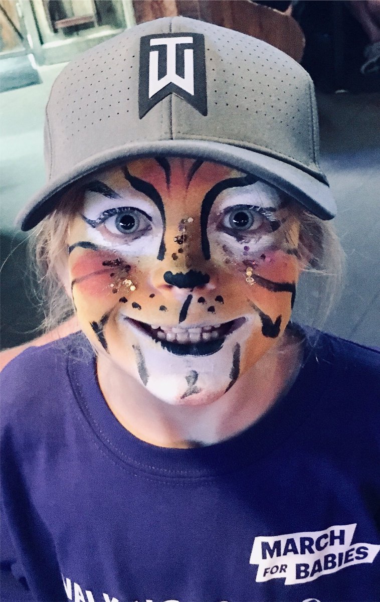 Good luck <a href="/TigerWoods/">Tiger Woods</a> ⛳️ The Bleisath family is cheering for you!