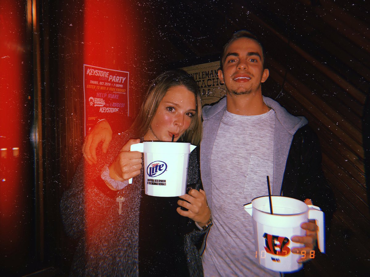 ryley_hamilton's tweet photo. happy bday to one of my best friends! thanks for always taking my clicker to chem ❤️ love u!! @JoshJividen17 https://t.co/3L6Q7401zH