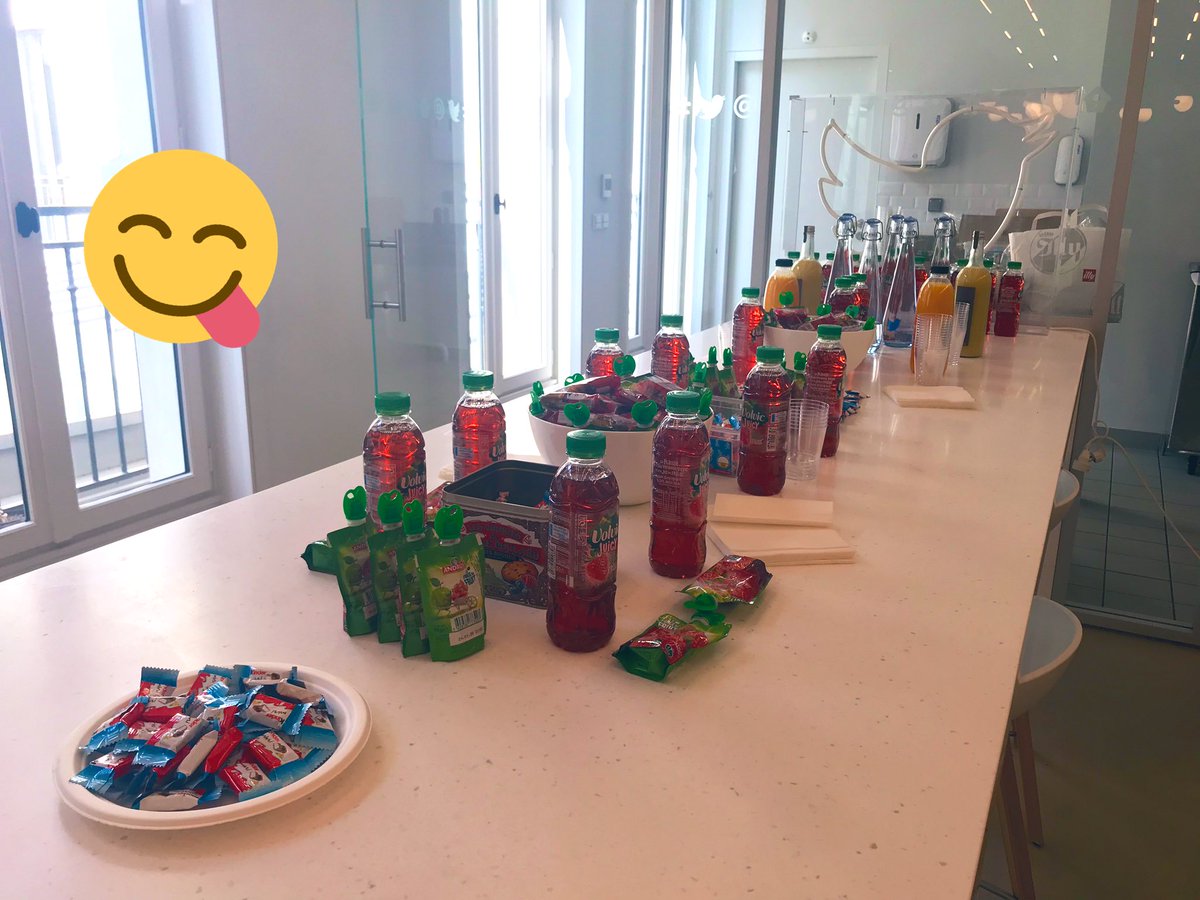 CoderDojoParis's tweet image. Nous sommes de retour ! 👊
Les ateliers accueillent nos 16 ninjas pour coder leurs projets avec l’aide de nos mentors bénévoles 💪 avec l’accueil et le goûter offert par @TwitterFrance 😋
#CoderDojoParis #KidsWhoCode