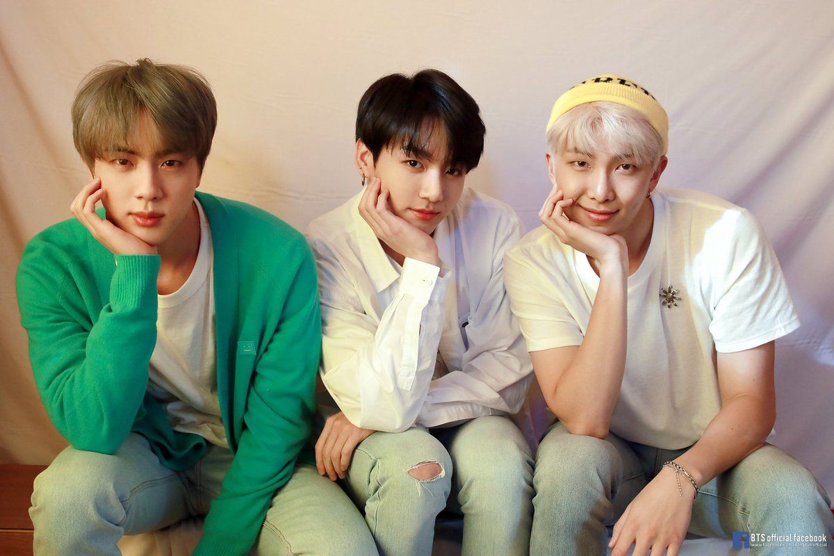 cchhiimmyyy's tweet photo. So proud of you BANGTAN π
@BTS_twt
#BTSBoyWithLuv #PrePERSONAParty #ARMYSelcaDay https://t.co/aBs9SF9z00