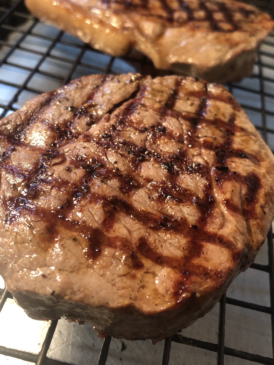 cutandgrill's tweet photo. Doing what we do best! #filletsteak https://t.co/daW2B4ujbW