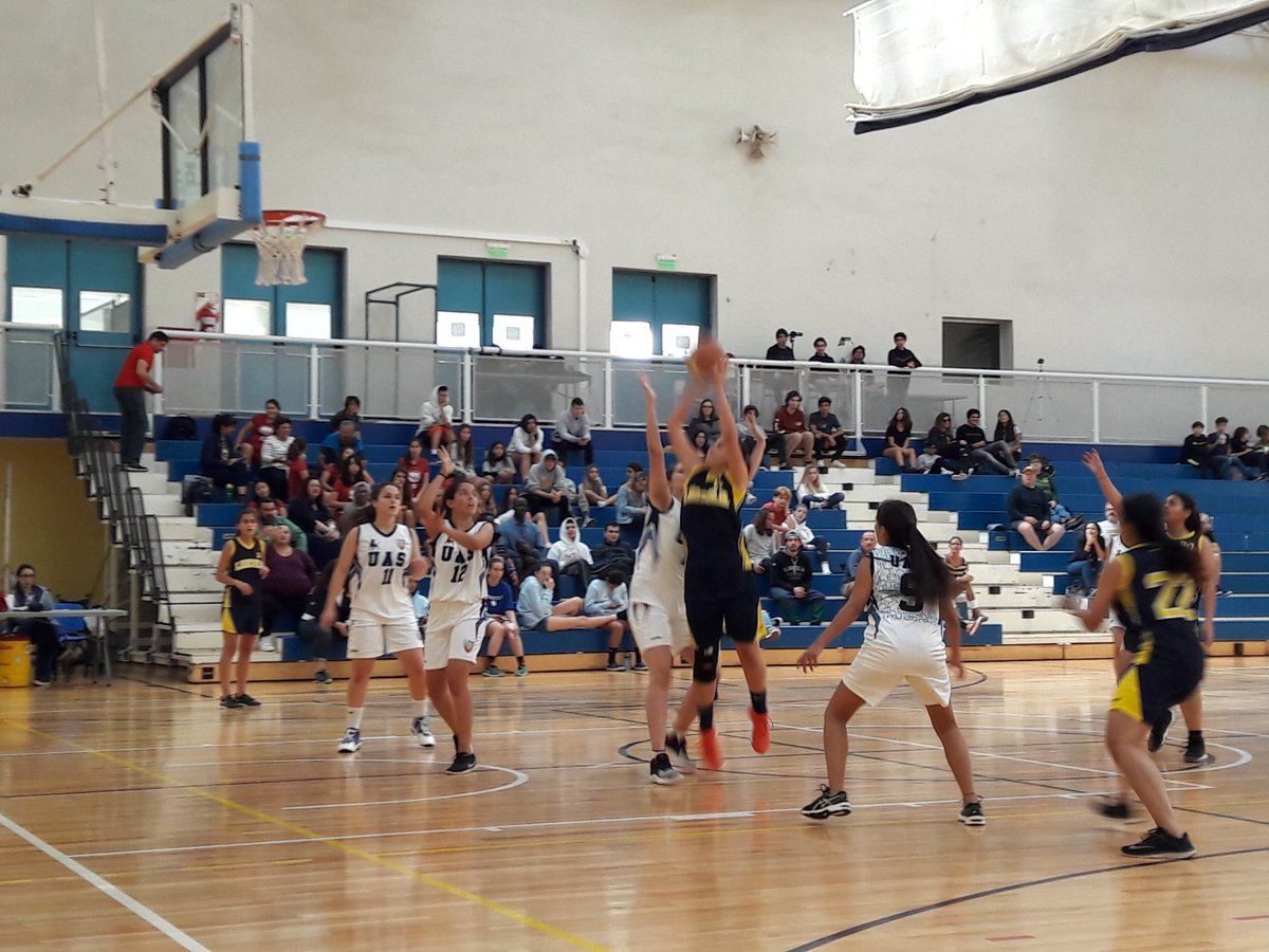 SAACScores's tweet photo. UAS girls playing for a spot in 5th place game
UAS 16 - Lincoln 11 at the end of first half https://t.co/ejoU56V6wk