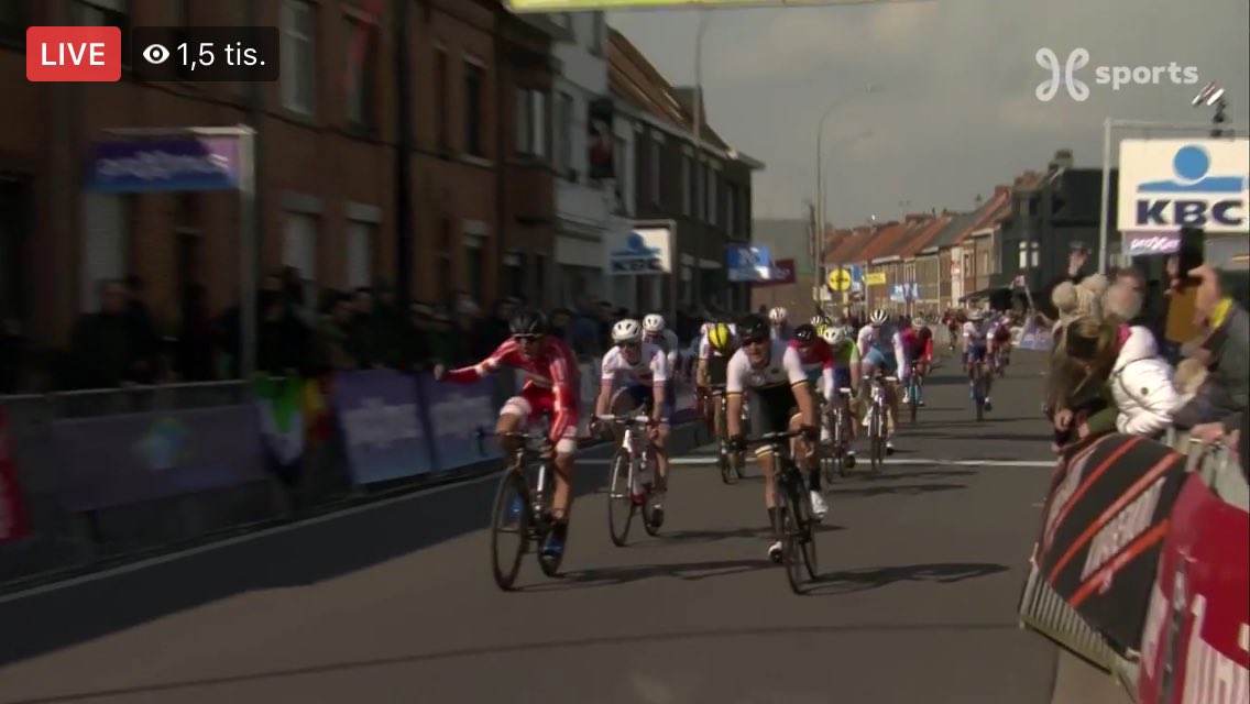 The british rider, who was. Tom Pidcock Crash . Lukas On Twitter Ronde Van Vlaanderen U23 Tom Pidcock In A Big Crash And Denmark Rider Wins Closely Rvv19 Rondevanvlaanderen Rondeu23 Rvvu23 Itzulia Https T Co Zg99vbponb