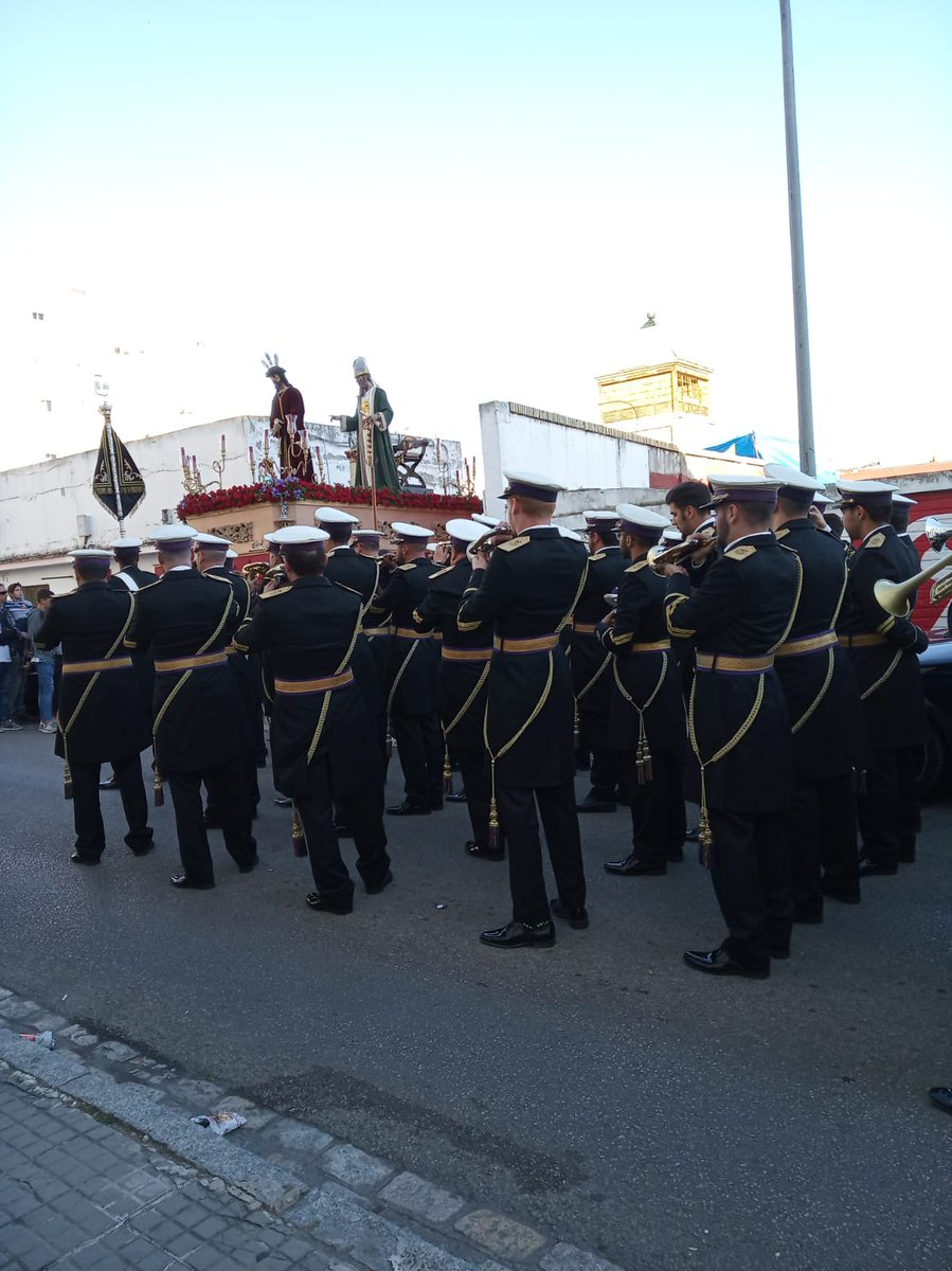 BGpodercoria's tweet photo. Algunas instantáneas del día de ayer acompañando la asociación de fieles Pasión y Humildad de Jerez.
#SomosGranPoder #SS2019BGPoderCoria https://t.co/66zUCN91U2