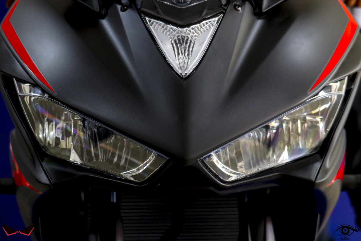 Photogr82468606's tweet photo. #Yamaha_R3 @India_Yamaha #aadhiraiphotography #automative_photography #Bharathilove #Lovetocapture @yamaharacingcom @GunaMotors @YamahaRacing_Id https://t.co/c0NhNd0c9V