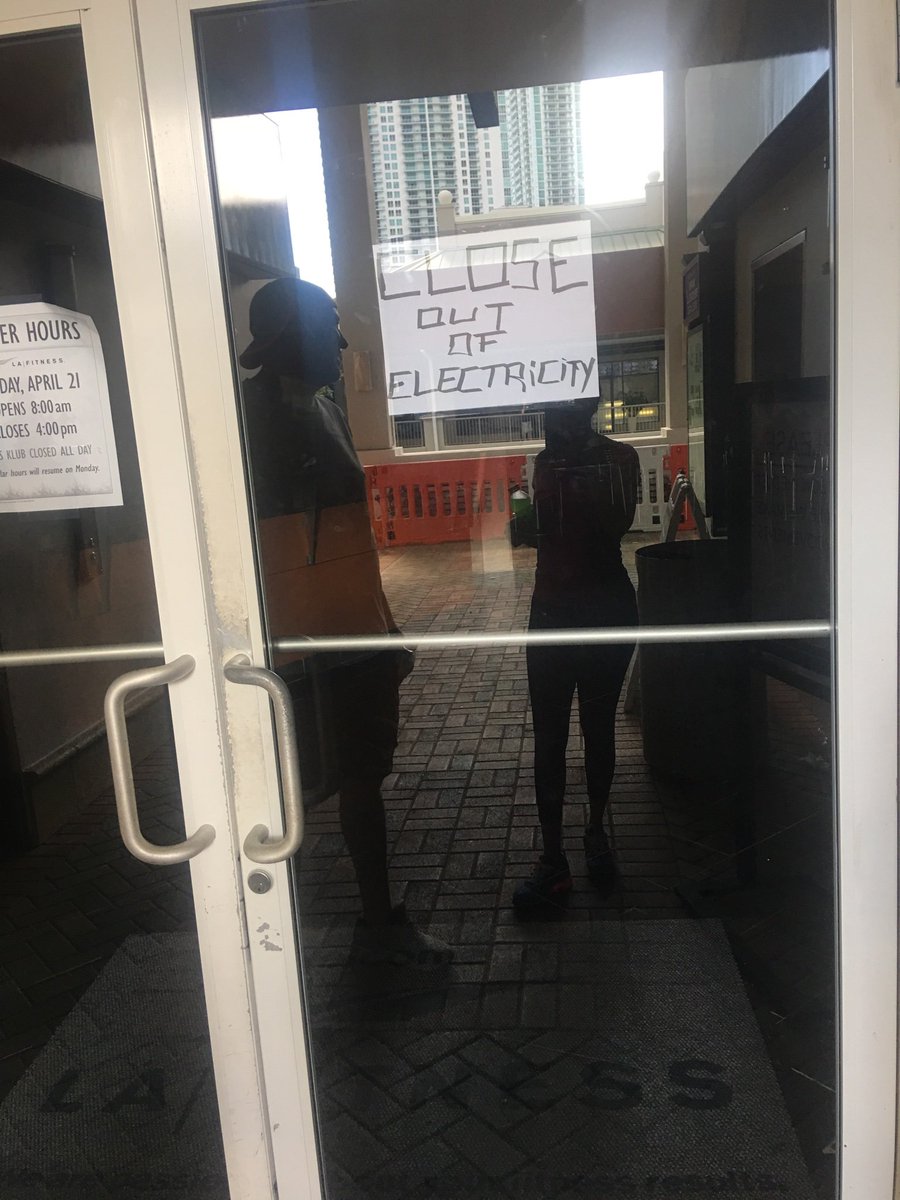 guglionni's tweet photo. So here we go again...My spin class was early this morning. Your club is closed and you message me hours later? Shame on your so called Signature Club @LAFitness #lafitnessmiamibrickell #LaFitnessClosedBrickell #BadCustomerRelations #ReTweet https://t.co/BQWiH5dzOB