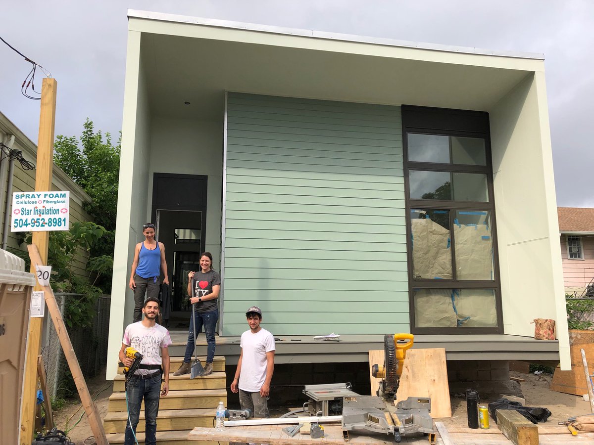 inakialday's tweet photo. The last URBANbuild, 24 days to go and looking spectacular!!!! Congratulations to a group of students making magic: one house, design and built, in 9 months!!!! @TulaneArch @Tulane @nolacampanella @TUFitts https://t.co/Ys6wpWM65O