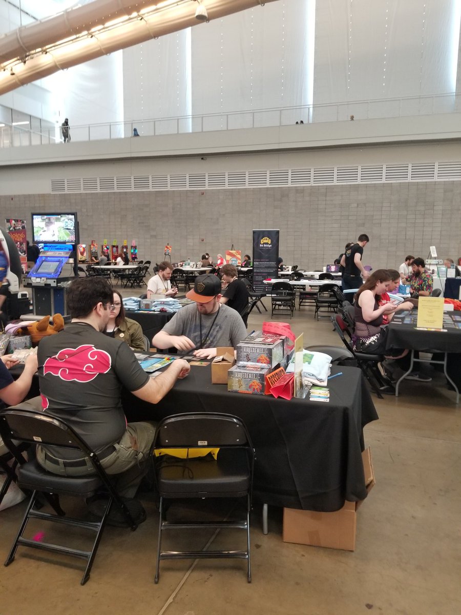 DabecoGames's tweet image. It&apos;s a full house already for #Havenfall and #TectonicShift at #tekko2019 !