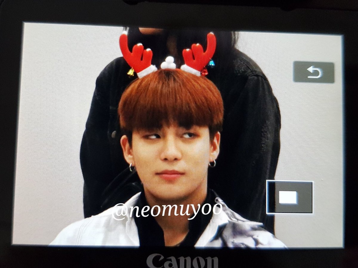 atzcjh's tweet photo. 190410 MMT Global Fansign ☾ neomuyoo
⋯ choi jongho

〈 #ATEEZ #에이티즈 #JONGHO #최종호 〉 https://t.co/zfOXlA7xMP
