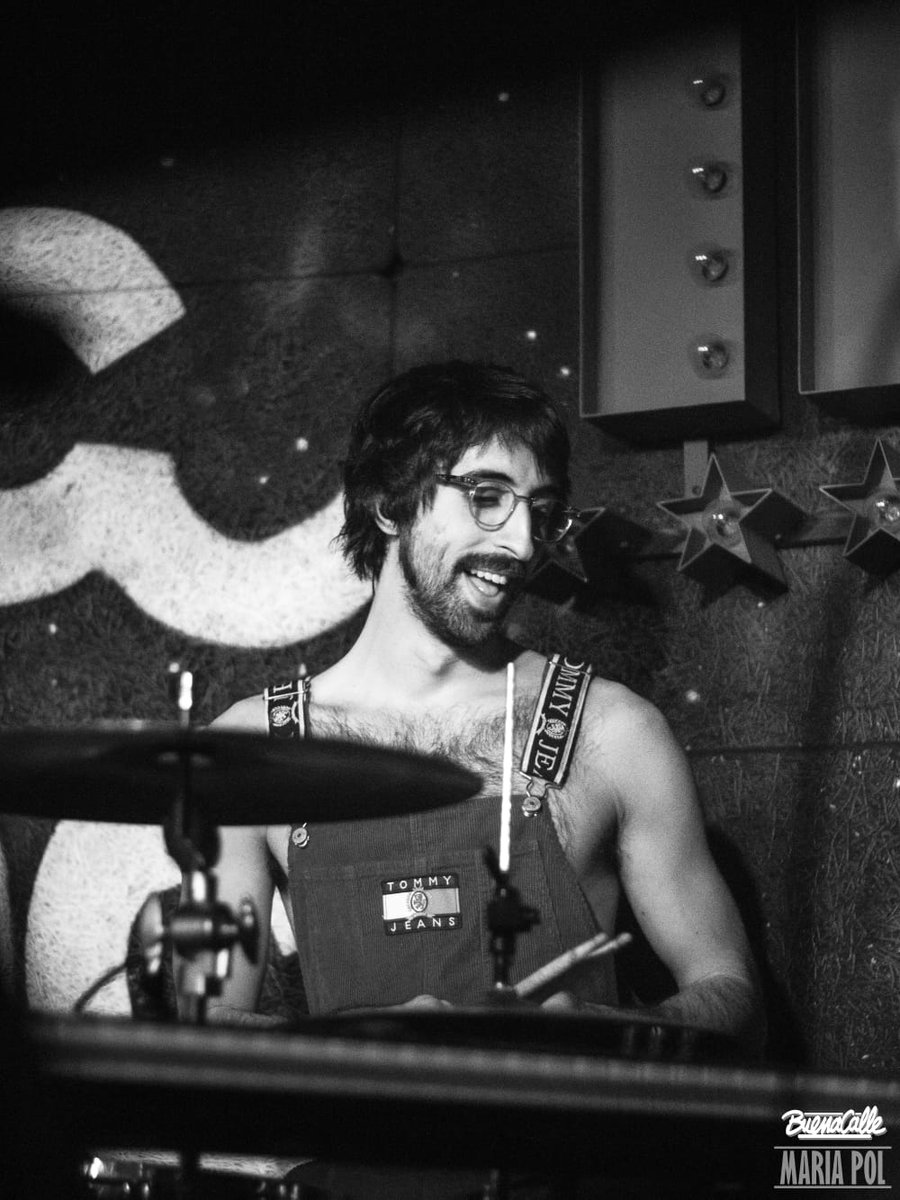 BuenaCalleMedia's tweet photo. Fotografías de @Cupidoamorciego en la @salakarma #Pontevedra.
Ciclo #Atlanticdays del @Atlantic_Fest.
📷: @Maaria_Pol
Próximamente tendréis más en nuestra página de @facebook. https://t.co/JvLYNrMysa