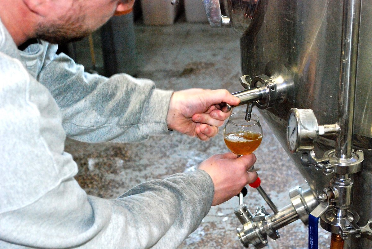 secondsalem's tweet image. Testing in progress! Whether your favorites are our staples or our seasonal beers, our goal is to always bring you the best beer possible! #ssbc #craftbeer #omg #thewitchesarein