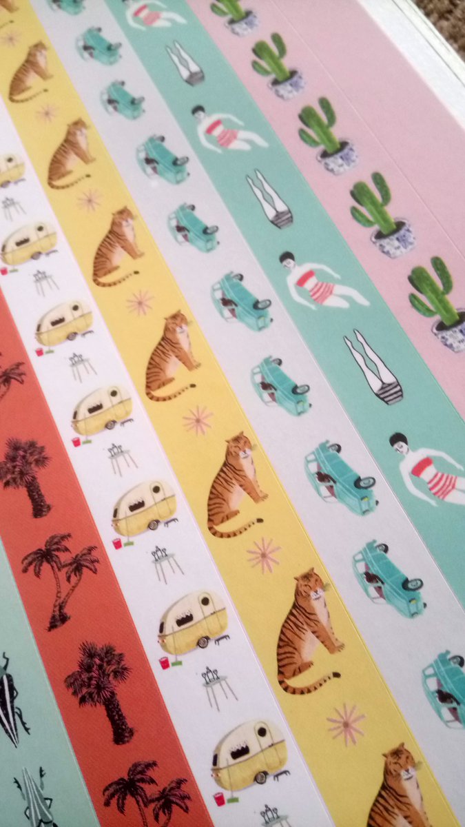 emmahbirks's tweet photo. Still loving my @FlowMagazine. The tape is my favorite, helping decorating my notebooks :) #Relaxation #GoWithTheSlow https://t.co/BrvBUIn7CX
