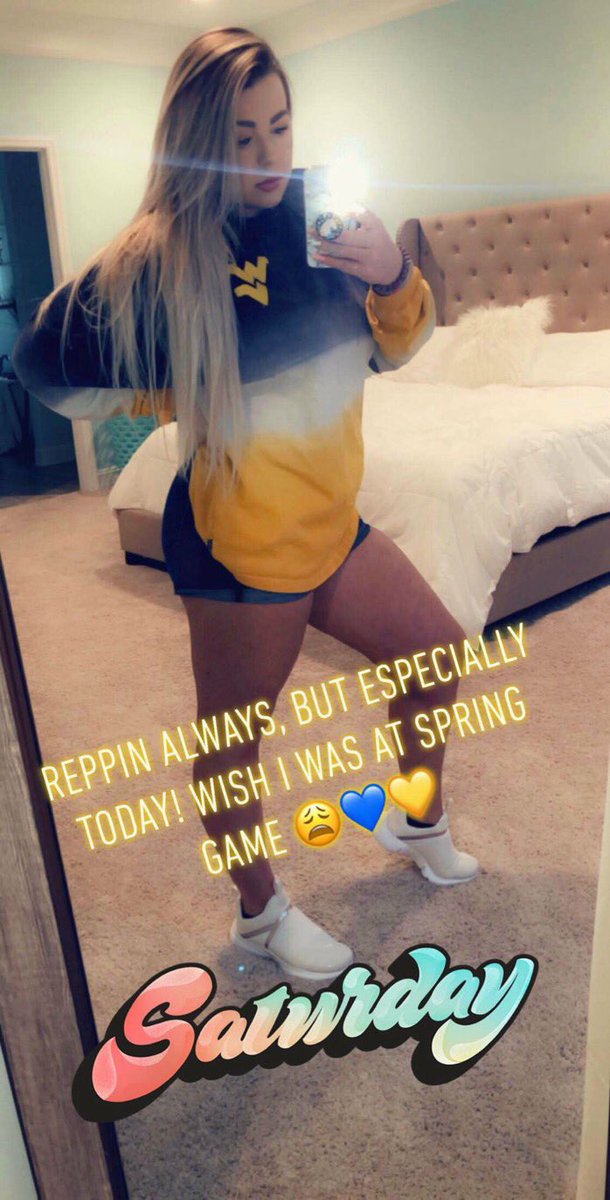 Tangel_RN's tweet photo. Spring Game Day! Foooootball is bacccccck ๐๐๐๐๐๐ #HailWV #FootballOverEverything https://t.co/LC56a20xsb