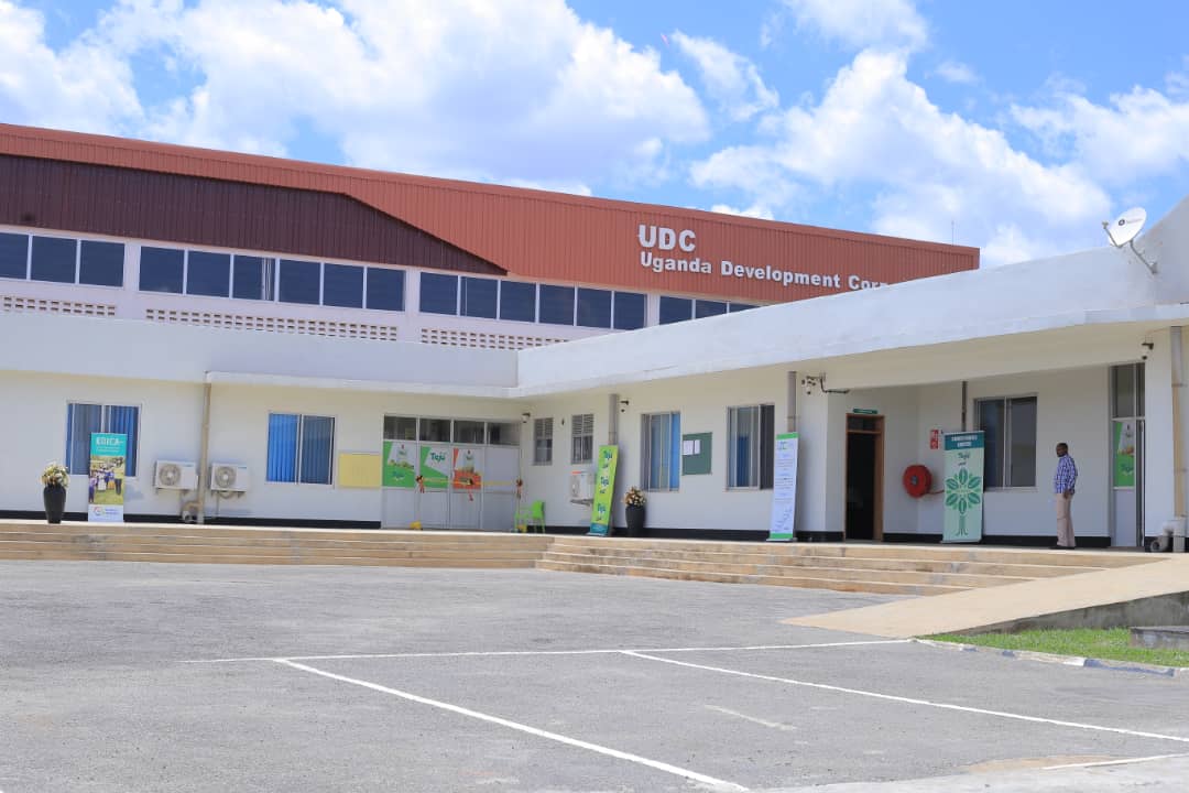 ubctvuganda's tweet photo. Soroti Fruit Factory commissioned by President @KagutaMuseveni today. The total investment is UGX 48.2 bn with @GovUganda contributing UGX 20.5 2bn and the rest contributed by Korea International Cooperation Agency. #SorotiFruitFactory #UBCNews https://t.co/guvx0OvYeS