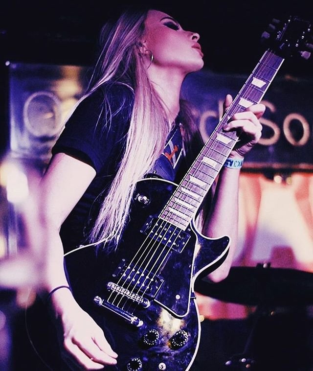 Make the most of Reading’s vibrant nightlife at the Oakford Social Club with plenty of event offerings ranging from big bands and live acts to DJs and even quizzes!

Photo: instagram.com/p/Bu7DTVzgO10/