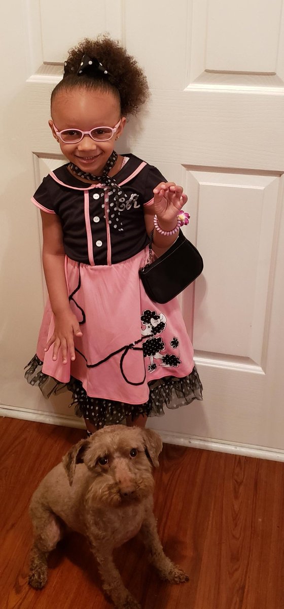 kimothy34's tweet photo. I love it!! A poodle skirt with the real π© poodle! #PreKProm #Cutiepie
ππππππ https://t.co/qMkk0Lb62H