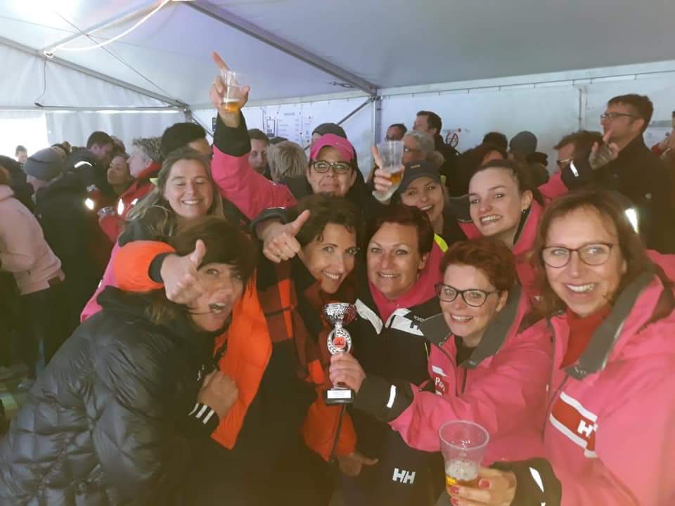 ParelsB's tweet photo. Bam. De 3e training en gewoon 2e geworden. https://t.co/13IbM3qaIS