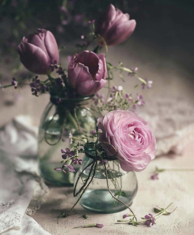 mnayr_5a's tweet photo. 🥀وإن الله لاَ يمحُوا #الحسَناتْ مِن أجْل خَطيئه..
🥀وَلكَنِه يَمحوا #الخطَايا مِن أجل حَسنَه https://t.co/0eAQQHBLxG