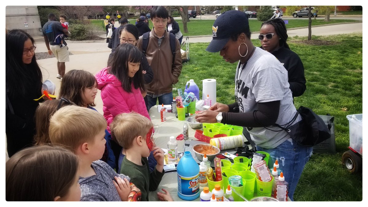 KristoffersonC's tweet photo. It's always fun to volunteer with @mizzouengineer #StemCubs. We had a great time making slime and talking to kids about science today at #ShowMeMizzou @mizzou #MizzouMade #Scicomm #outreach https://t.co/Lr3bUIr75N