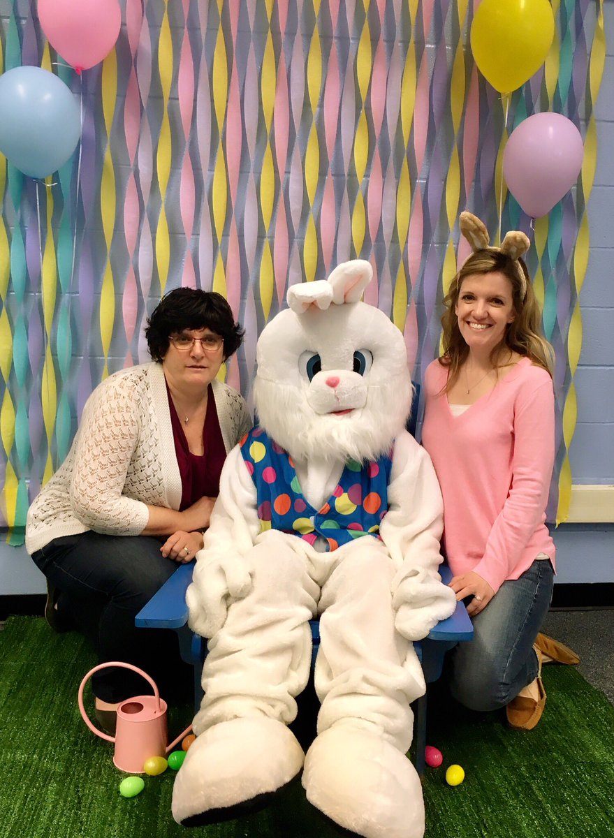 Boon_SGA's tweet photo. Thank you to all who came out today! The Bunny enjoyed her day! ☺️🐰🥕 @BoonsboroHigh https://t.co/HM5qY3WQm7